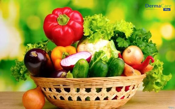 Người bị á sừng nên tăng cường rau xanh, trái cây giàu vitamin và thực phẩm giàu omega-3