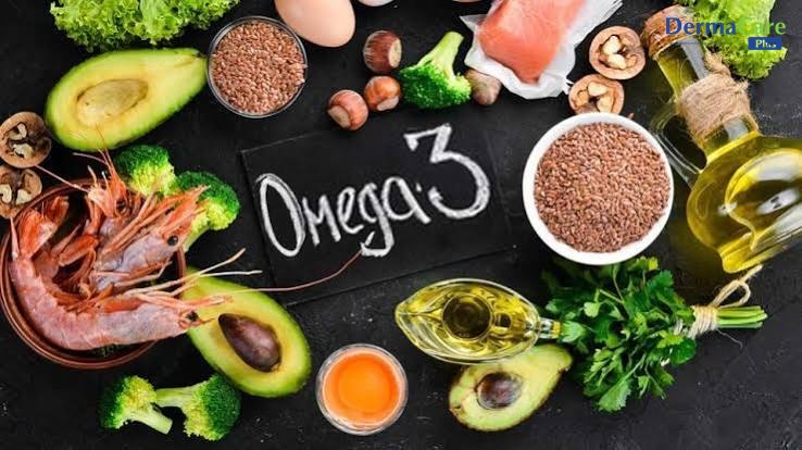 Người bị viêm nang lông nên tăng cường rau củ, thực phẩm giàu omega-3 và hạn chế đồ chiên rán, đồ ngọt